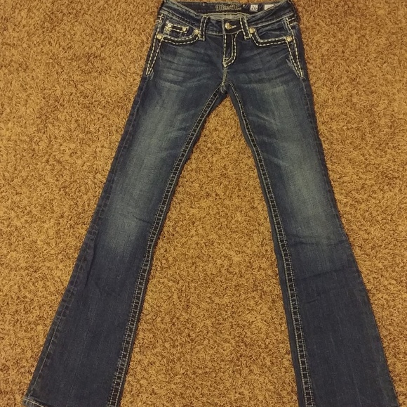 Miss Me Jeans - Picture 2 of 6